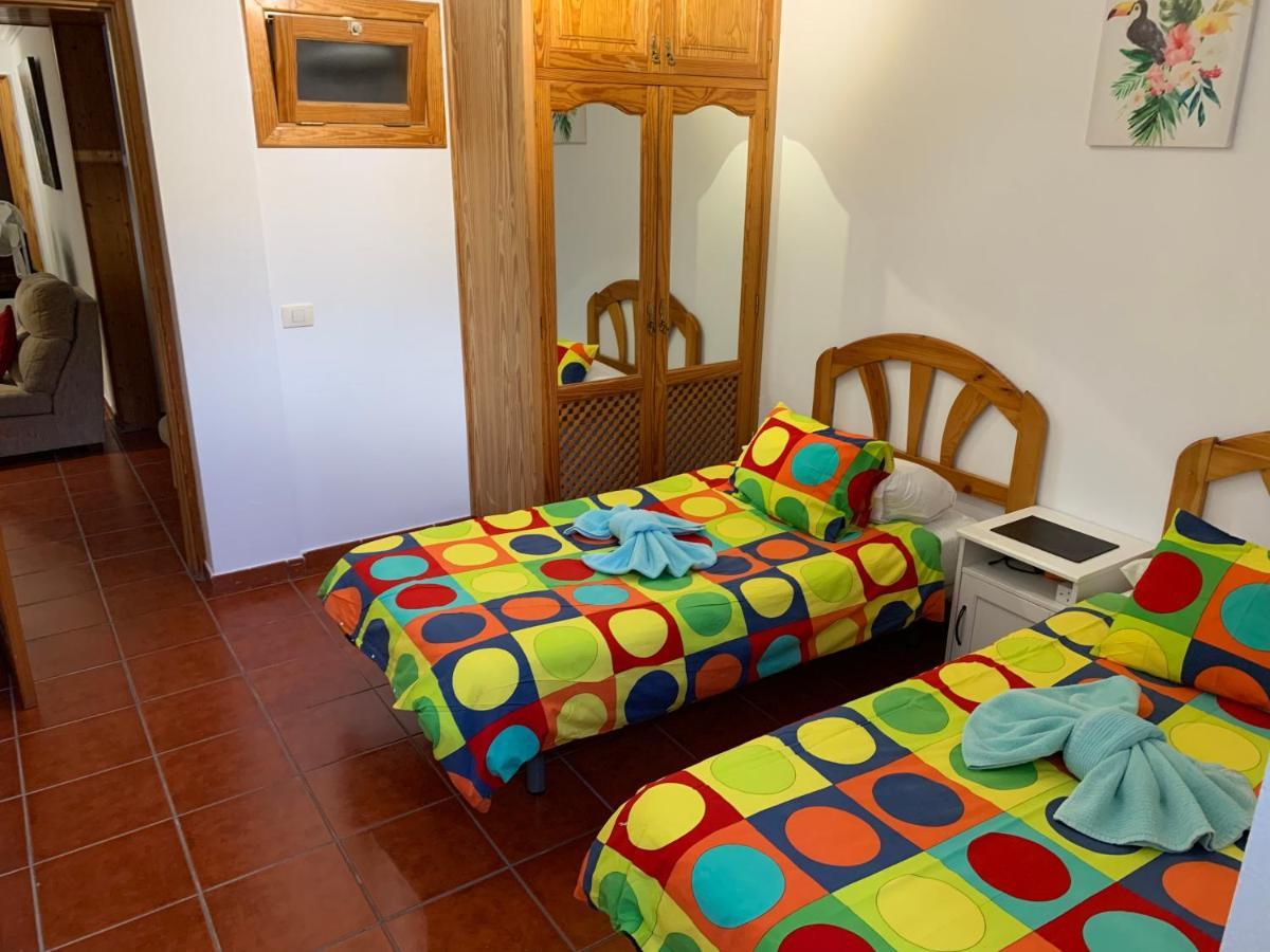 Basement Apartment Very Large Fantastic Location Playa Blanca  Exterior foto